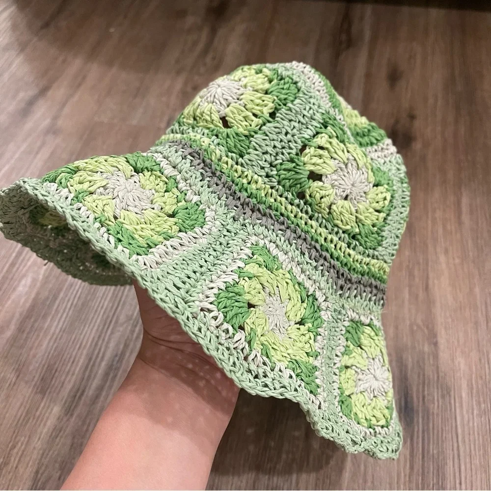 Steve Madden Green Crochet Floral Straw Bucket Hat 90s Y2K Cottagecore Colorful